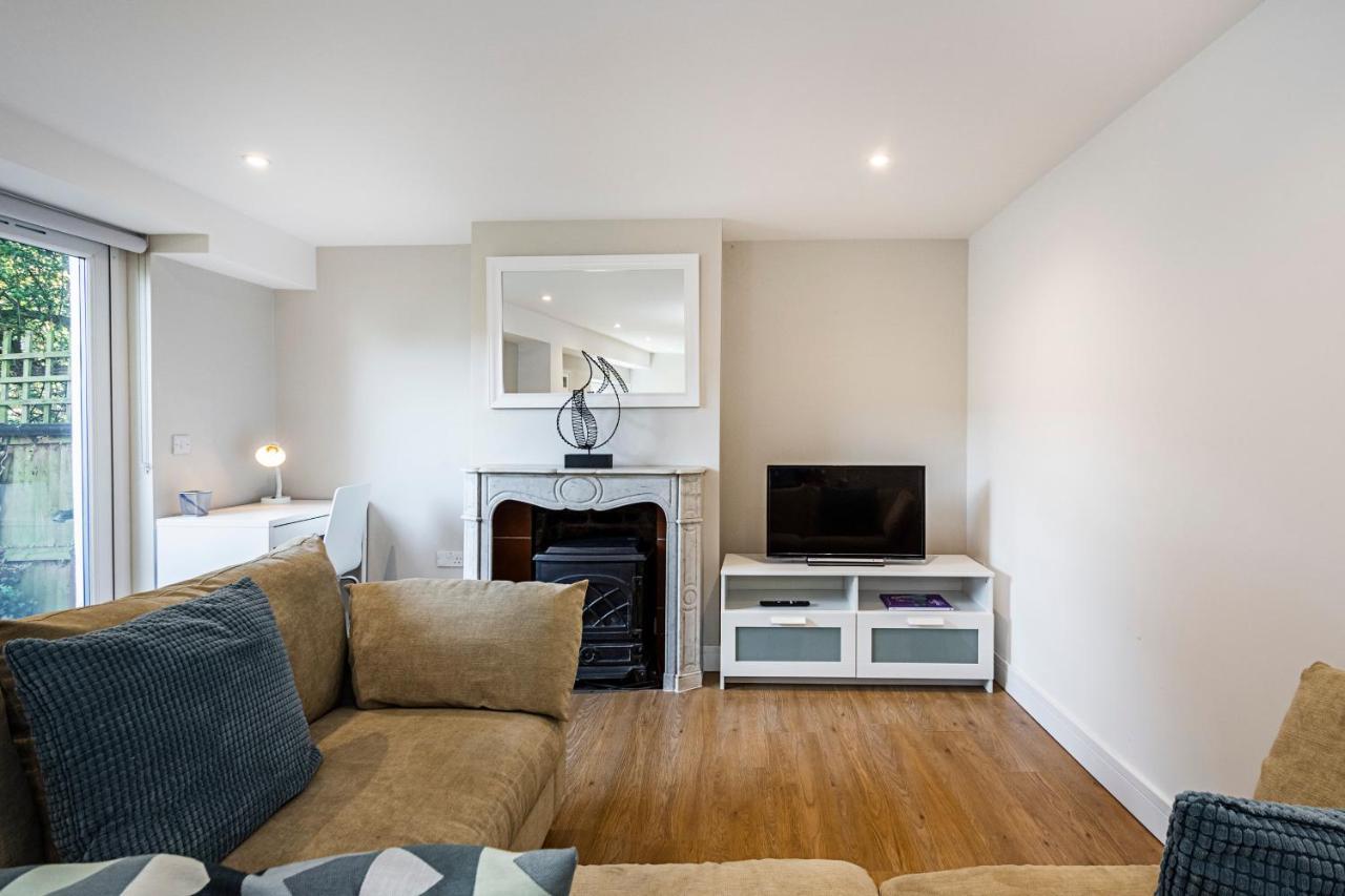 South Woodford 2 Bed En-Suite House Londres Exterior foto