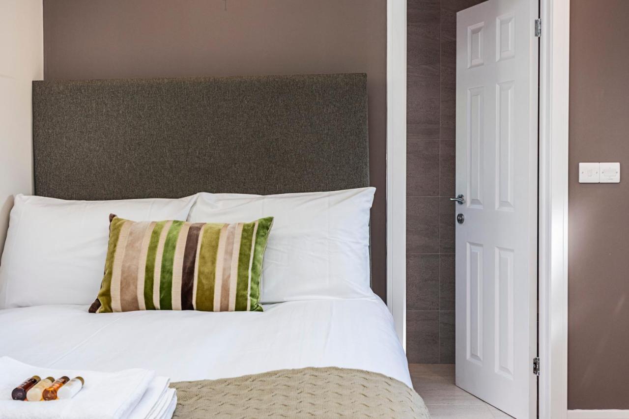 South Woodford 2 Bed En-Suite House Londres Exterior foto